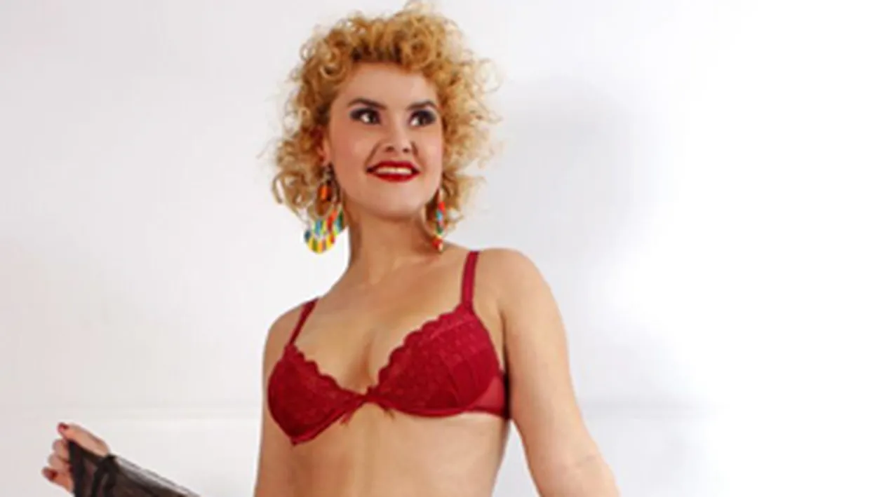 Patricia, inca o blonda care se dezbraca pentru celebritate: Nu vreau sa fiu un bibelou frumos pentru iubitul meu care sa fie apoi aruncat