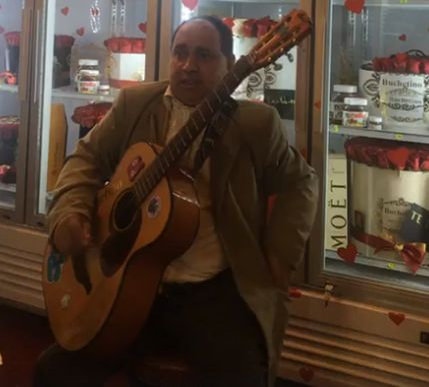 Îl mai știi pe Gigel Frone?! S-a îngrășat enorm! Cum arată acum fostul concurent de la „Românii au talent”