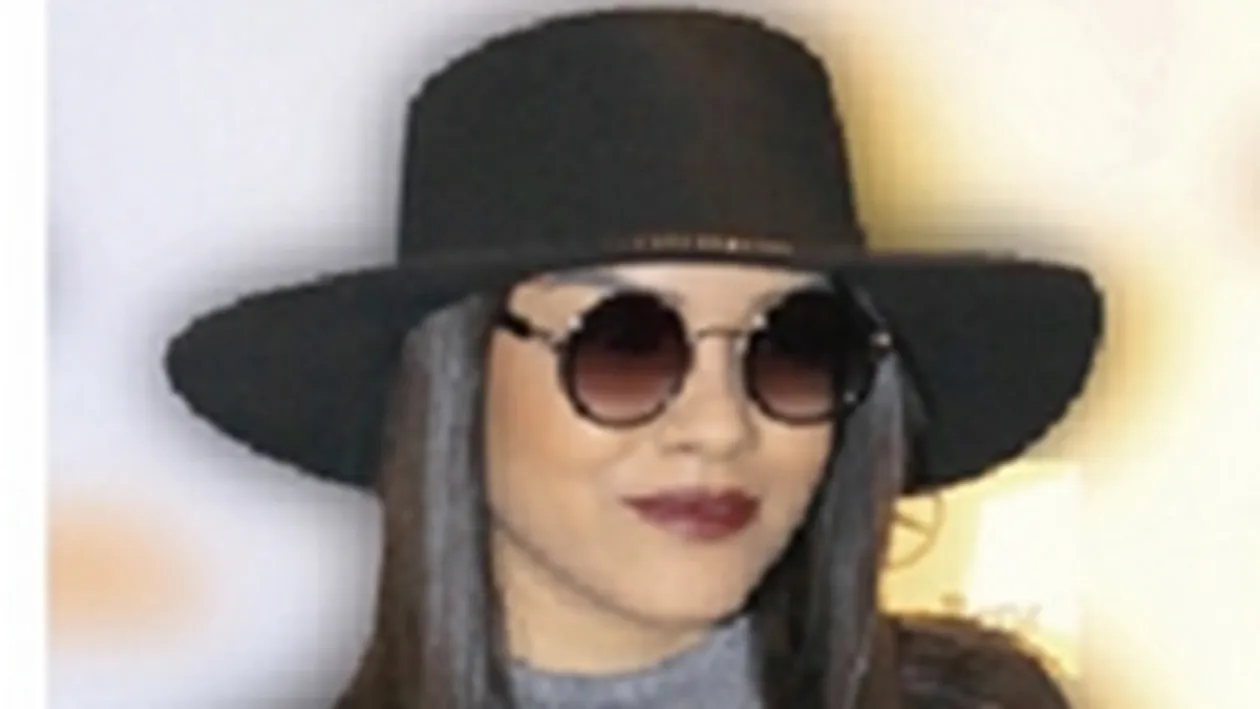 Nimeni nu se astepta sa o vada ASA! Cum a venit imbracata fiica lui Adi Minune la un eveniment!