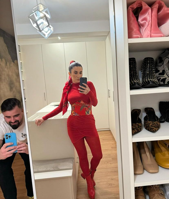 Adda a petrecut Revelionul pe scenă. (sursă - instagram.com/addabaladda).