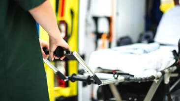 Accident mortal în Timiș! Un bărbat de 31 de ani a murit, după ce s-a izbit de un TIR