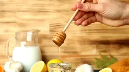 Secretul bunicilor pentru o imunitate cât mai puternică! 2 ingrediente pe care le ai deja în bucătărie