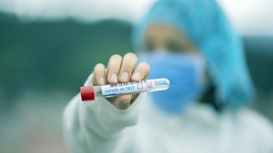 India este îngenuncheată de pandemie! Număr record de decese cauzate de COVID-19 în ultimele 24 de ore