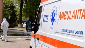 Un bărbat din Slatina a intrat în comă alcoolică după ce a băut un litru de țuică în cinci minute de revelion