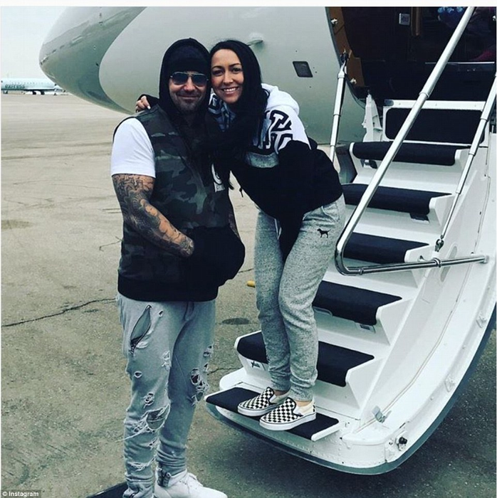 GALERIE FOTO. Au făcut spectacol la nunta tatălui său! Justin Bieber și Selena Gomez, poze incendiare! S-au pipăit de față cu toată lumea!