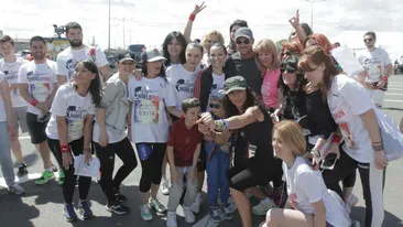 Pana acum nu s-a mai întâmplat asta. Parasutistul Raduleascai a vorbit cu Dani Otil !