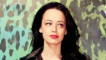 Raicu s-a bagat in fata la inaugurarea unui magazin. Vedetismul Andreei, mai convingator decat sarcina Elenei