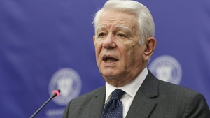 Teodor Meleşcanu a fost distins cu titlul de Doctor Honoris Causa al Universităţii „Aurel Vlaicu” Arad