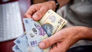 Cine sunt românii care pot primi o nouă pensie în 2024. Decizia statului care îi va înfuria pe seniorii de rând