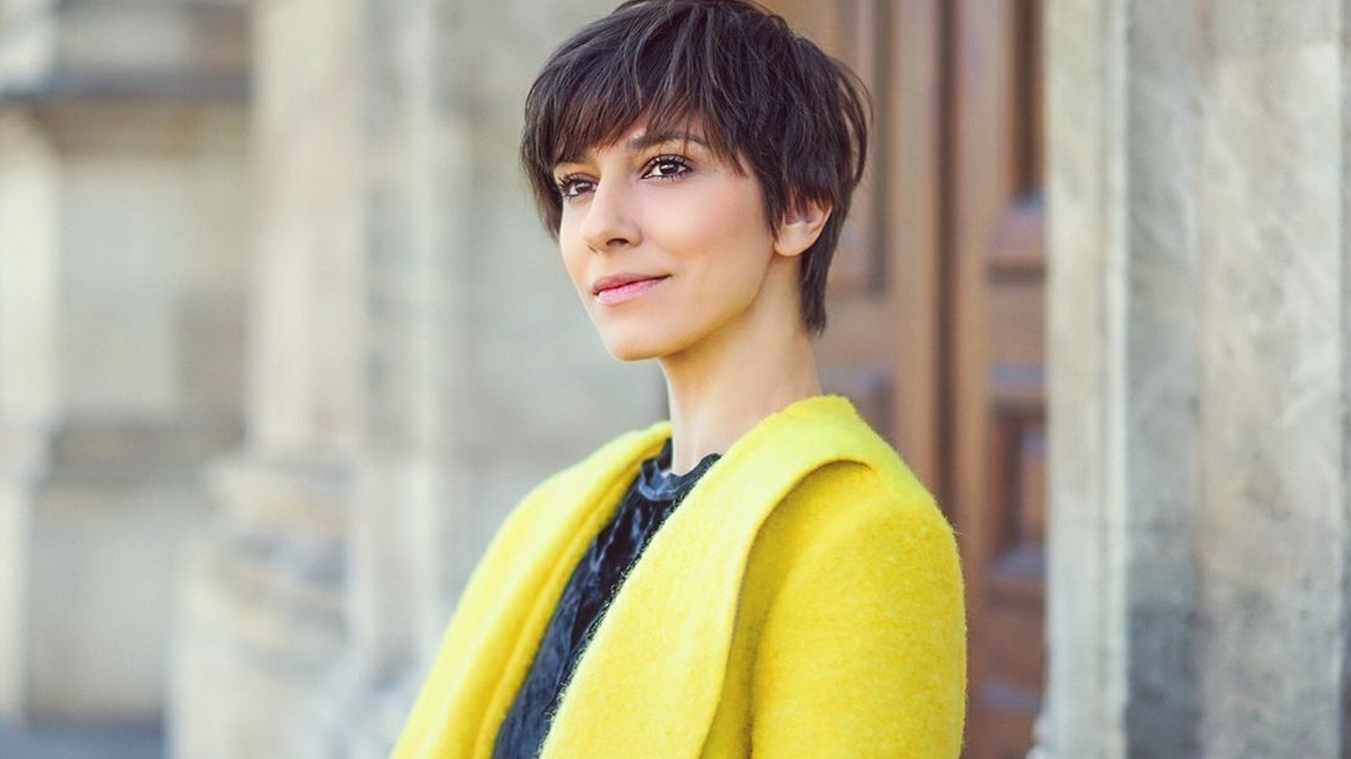 Dana Rogoz, amintiri dureroase din ziua de Paşte: ”Divorţul părinţilor şi moartea tatei...”