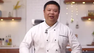 Chef John pregătește celebrul Pui al Generalului Tso – pui crocant cu sos dulce-picant care cucerește orice masă