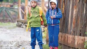 Revoltă înainte de prima zi de școală! Transportatorii nu pot aplica gratuitatea pentru elevi și îi trag la răspundere pe cei din conducerea țării