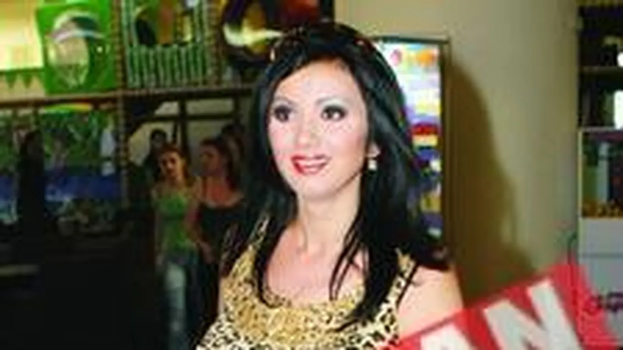 Adriana Bahmuteanu, speriata de un Sarpe