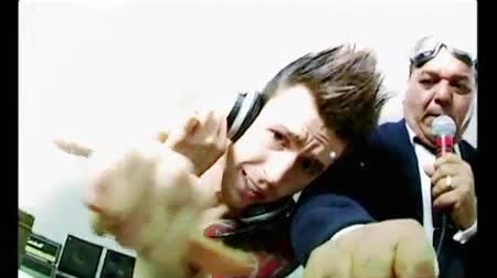 Cea mai mare suparare a lui Dj Vasile! Toti il intreaba daca s-a imbogatit in urma colaborarii cu Zdob si Zdub. Vezi ce zice!