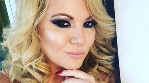 OANA LIS le-a arătat tuturor imaginea! Şi-a schimbat look-ul şi a apărut fără pic de machiaj