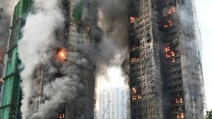Bilanțul victimelor incendiului devastator din Hong Kong: 44 de morți, sute de oameni încă de negăsit
