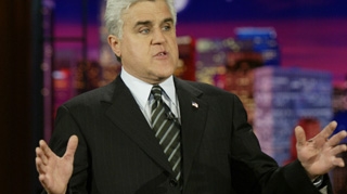 VIDEO S-a intors la NBC! Jay Leno, din nou gazda emisiunii "Tonight show"!