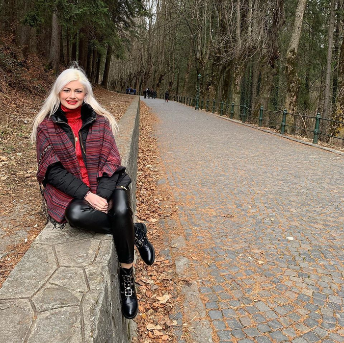 Flavia Apostol cântărea în 2013 doar 35 de kilograme. Cum arată acum, după ce s-a îngrășat