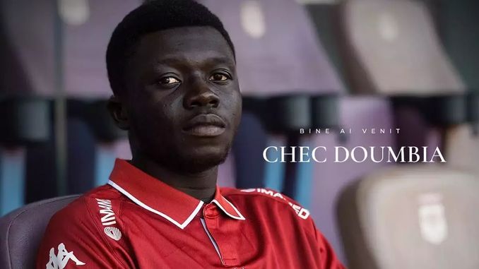 Povestea lui Chec Bebel Doumbia, mijlocașul de 500.00 de euro venit de la Genoa. Transfer-surpriză în Giulești!