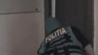 Razii la saloanele de masaj erotic din Ploiesti