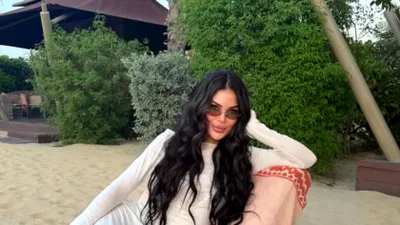 Ioana Țiriac, apariție exotică! Moștenitoarea imperiului Țiriac s-a afișat cu abdomenul la vedere într-un cadru spectaculos