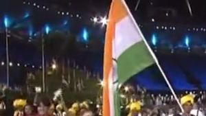 VIDEO Gafa la Olimpiada! O femeie necunoscuta a reusit sa defileze alaturi de reprezentantii Indiei, desi nu facea parte din delegatia oficiala!