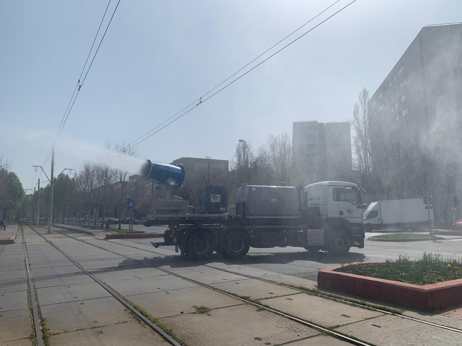 Ultima oră. În Sectorul 3 al Capitalei a început dezinfecția comunitară împotriva coronavirusului | GALERIE FOTO
