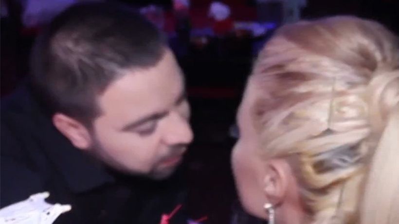 Imaginile care nu au aparut de la filmarea unui videoclip! Salam, prins sarutandu-se cu Loredana Chivu