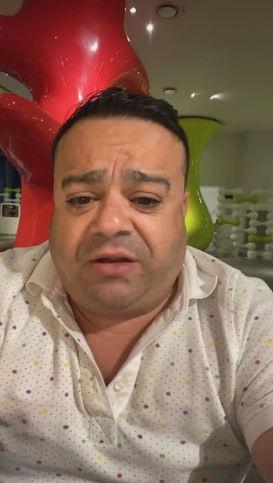 Adrian Minune, jefuit ca-n filme la Milano: “Fiecare are meseria lui! Eu plătesc recompensa, să ne dea mascații…”