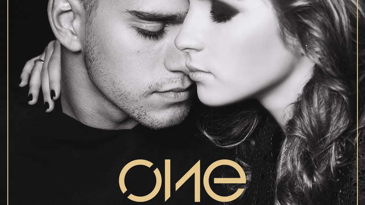 Asculta aici in premiera cel mai nou single al trupei One! Criss si Vlad canta... mai indragostiti ca niciodata!