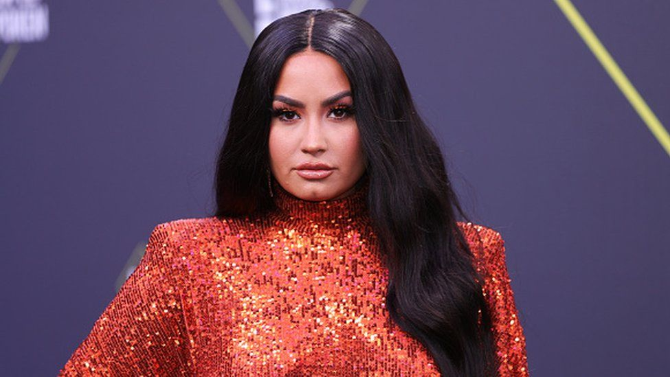 Demi Lovato, la un pas de moarte din cauza unei supradoze de droguri: ”Încă mă confrunt cu efectele ei”