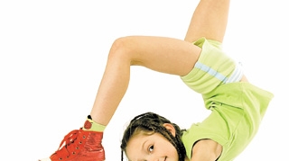 Cinci motive ca sa-ti dai copilul la sport! Ce efecte benefice ofera antrenamentul fizic practicat la varste fragede