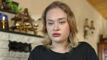 Cum arată acum Maria, tânăra găsită în stare gravă după o petrecere cu șeicii. Era în scaun cu rotile, iar acum n-o mai recunoști!