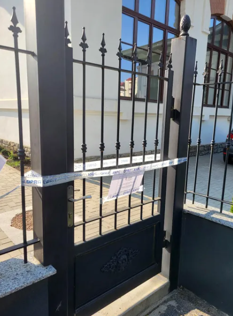 Primele imagini cu locul de joacă peste care a căzut un TAVAN