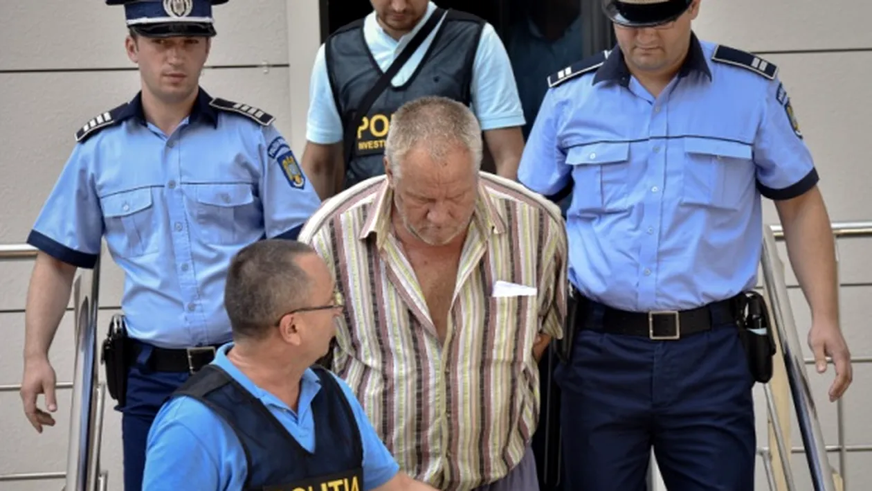 Caracal: O femeie a sesizat Poliția că a găsit haine lângă locul unde s-a căutat telefonul Luizei
