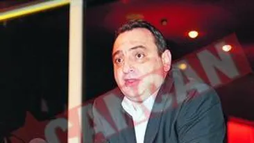 Bamburic umbla cu masina blindata si garzi de corp