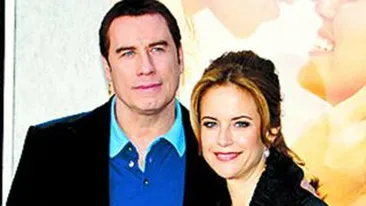 John Travolta este gay?