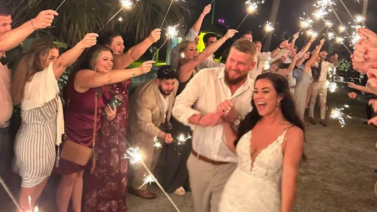 O mireasă a murit într-un accident grav, chiar în noaptea nunţii! Și-a găsit sfârșitul la 5 ore după ce a spus DA