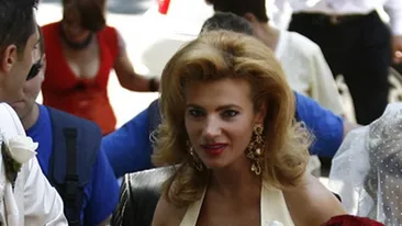 Hopa! Dar ce avem noi aici? Mihaela Borcea s-a rotunjit in ultima perioada!