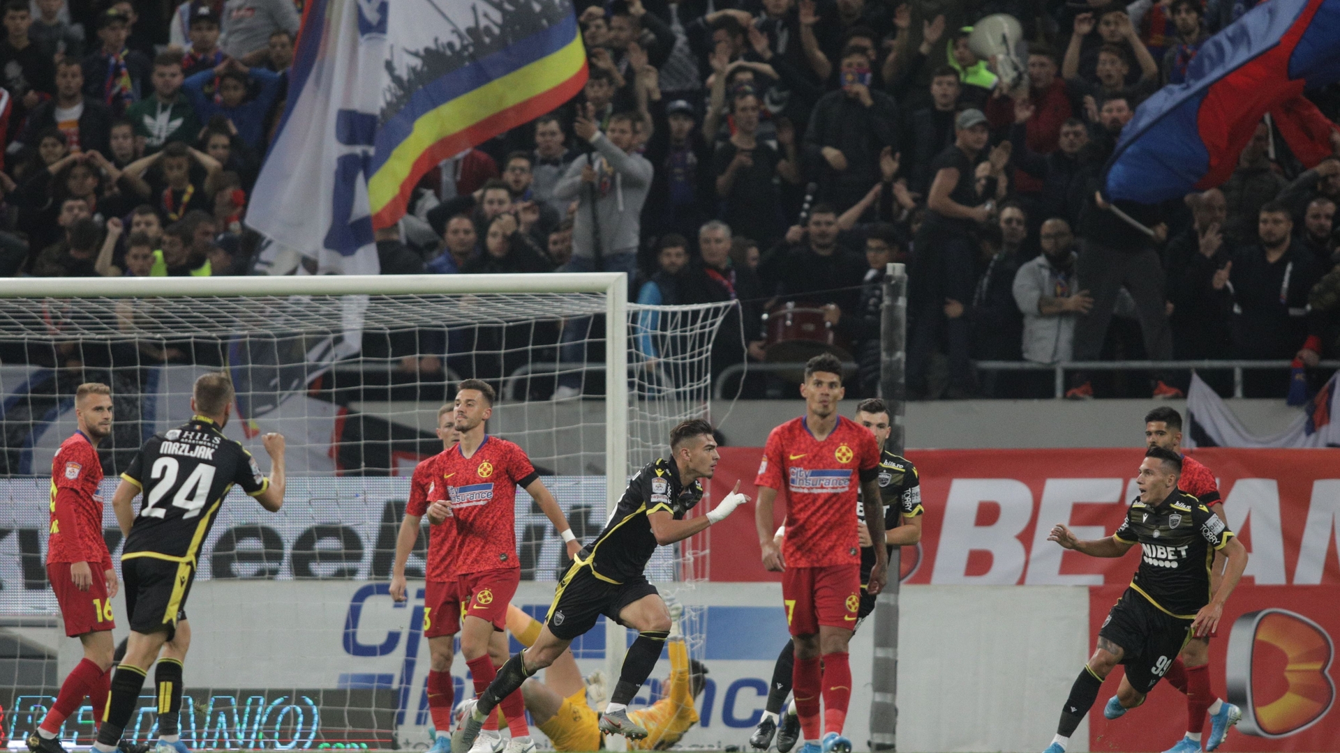 „Granzii” Dinamo și FCSB încep asaltul la play-off!