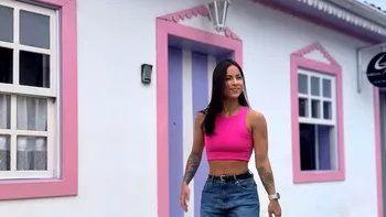 Karla a murit la doar 25 de ani într-un accident rutier cumplit. La aflarea veștii, tatăl său și-a pus capăt zilelor