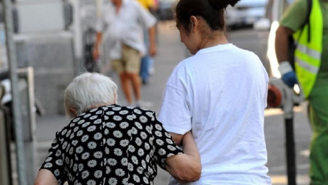 O îngrijitoare româncă a fost condamnată în Austria după ce a dat un tun de 30.000 de euro. A furat o comoară pentru a-și plăti datoriile