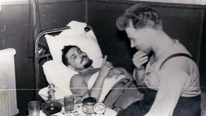 E uluitor ce a putut să facă acest medic de doar 27 de ani! S-a operat singur de apendicită, pe o furtună de zăpadă și…