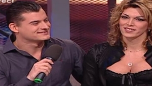 N-ai să crezi aşa ceva! Fabio se iubeşte cu transsexualul Tanja şi a cerut-o de nevastă!