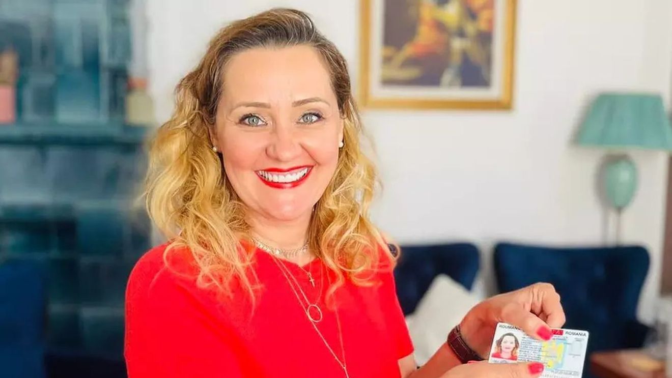 50 de ani, primărița Elena Lasconi nu a putut să repare greșeala din actele sale de identitate. Cum s-a numit edilul din Câmpulung până în 2022