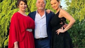 Roxana Ionescu, mândră de burtica de gravidă. În ce ipostază sexy s-a pozat “Mama Natură”