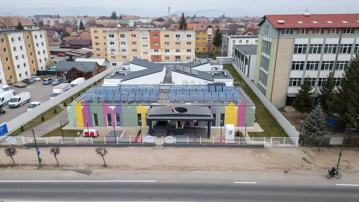 Construcția de noi creșe, minunea care se întâmplă (aproape nebăgată în seamă)