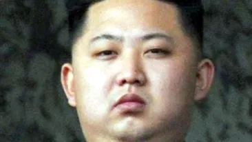 Liderul coreean Kim Jong-un si-a aruncat unchiul intr-o cusca cu 120 de caini si s-a uitat la el cum este SFASIAT DE VIU