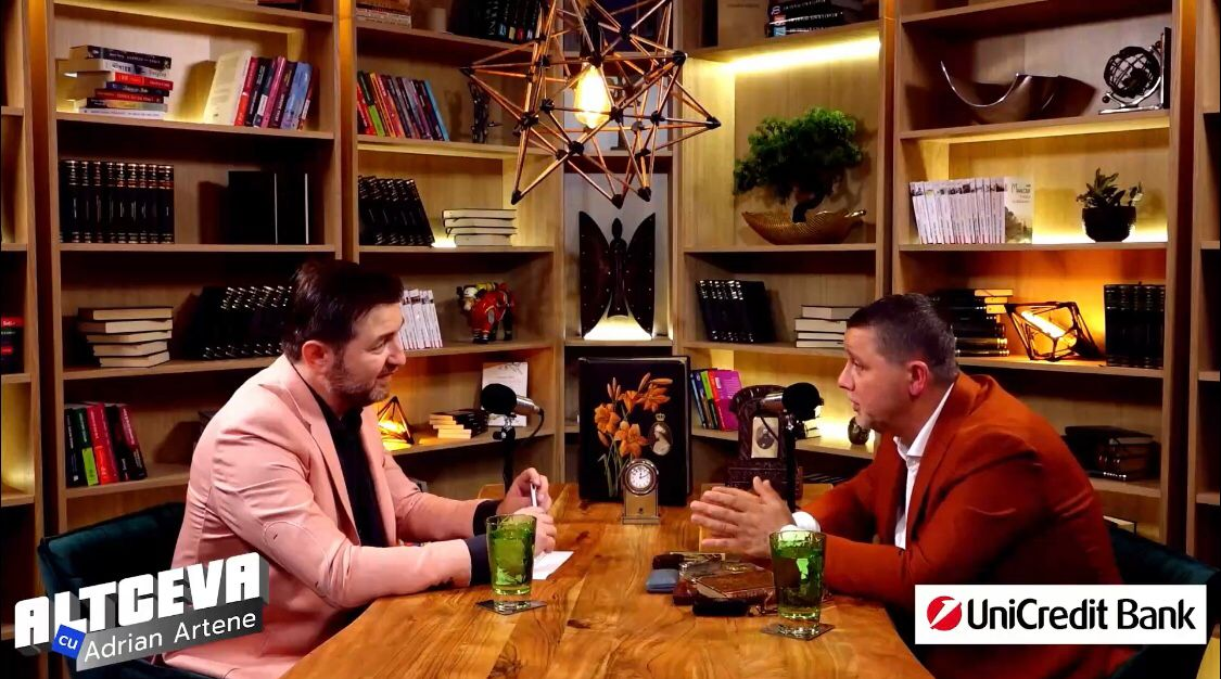 Cezar Florea este invitatul lui Adrian Artene în cadrul podcastului ALTCEVA, care va fi difuzat sâmbătă, 22 octombrie, începând cu ora 19:00 / (Sursa: Captură video)