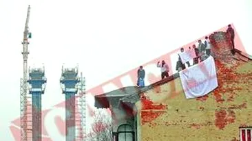 Demolare cu taraboi la pasajul Basarab